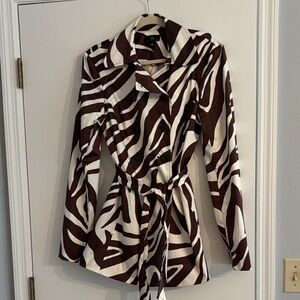 Iz Byer California Brown & White zebra print retro  belted Trench size XL